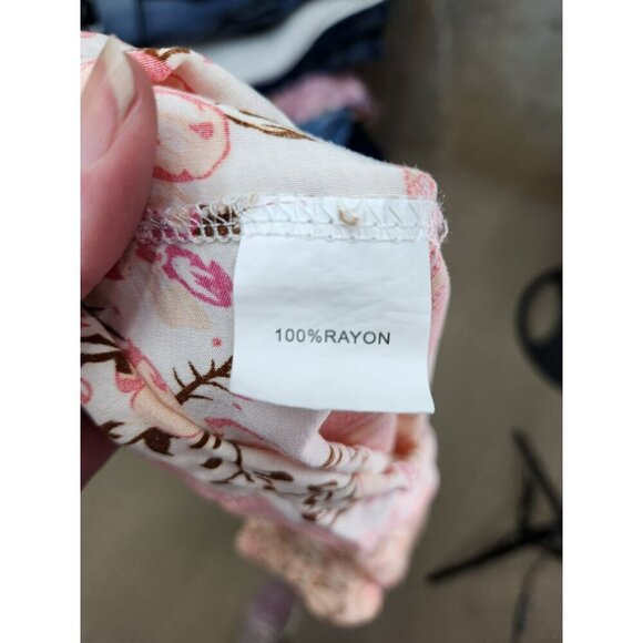 Floral Peach Off-Shoulder Smocked Top With Bell Sleeves Womens Size M 100% Rayon - Picture 4 of 5